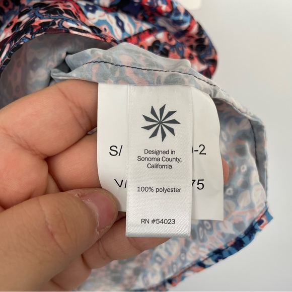 Athleta Chevron dune top size Medium NWT - Picture 9 of 12